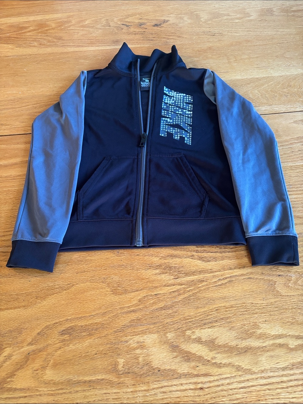 Kids Nike Black zippered sweatshirt and kids Gray Hoodie - Picture 6 of 6